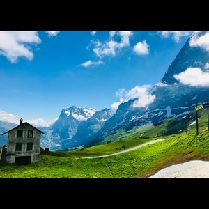 Meet your Posher, Alicia